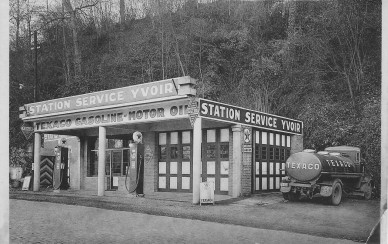 Warnant garage Burton.jpg